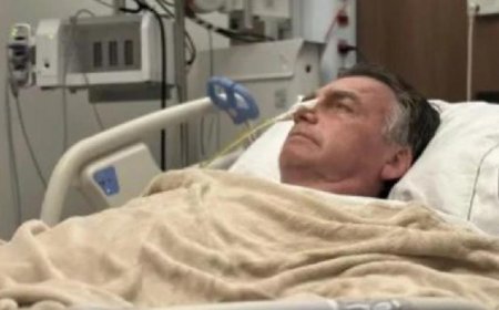 Bolsonaro passa por cirurgia após crise de soluço