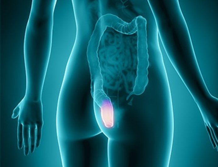 Após câncer raro, mulher tem o ânus e a vulva amputados