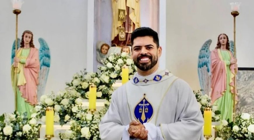 Padre é encontrado morto após atrasar para a missa; suspeita é de mal súbito