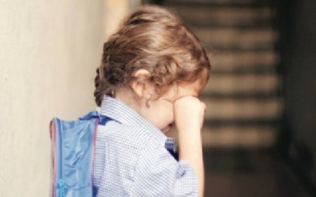 Monitora é indiciada após agredir ao menos 18 crianças em creche