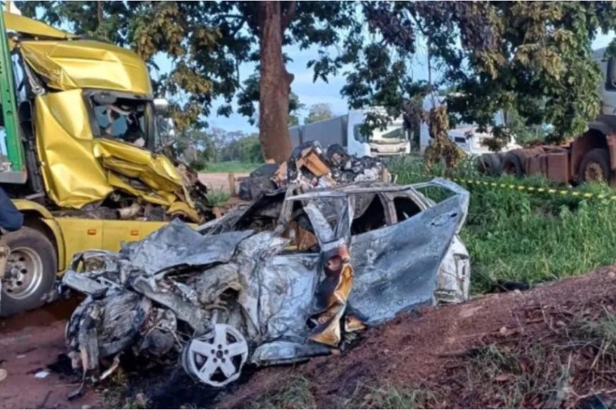Acidente com caminhão-cegonha mata 4 pessoas da mesma família