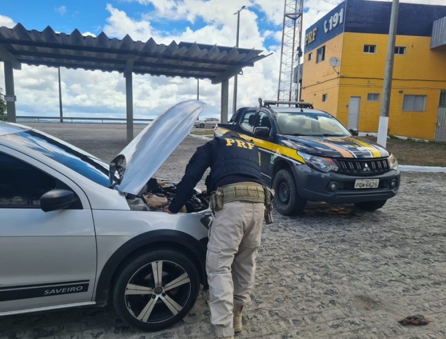 Caminhonete roubada há 7 anos em São Paulo é recuperada pela PRF
