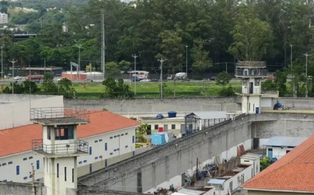 Homem que matou a mãe foi decapitado na cadeia por facção rival