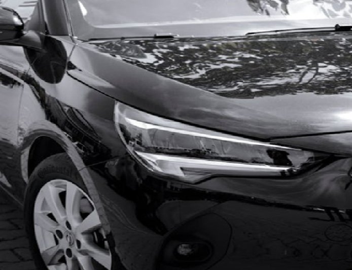 Homem que não aceitava o término arremessa ex de moto e foge sem prestar socorro