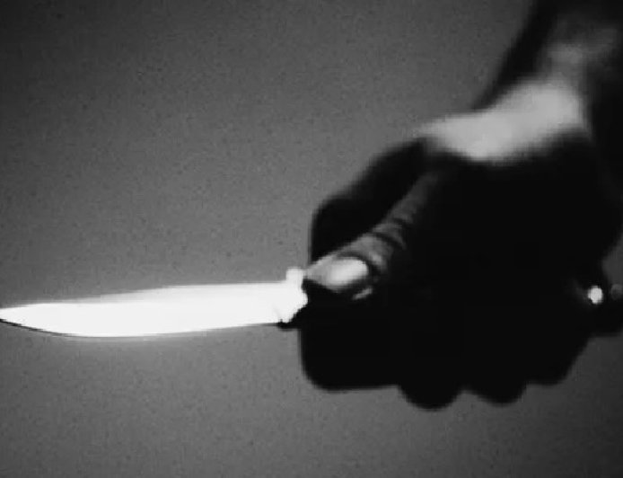 Discussão por moedas termina em facada no peito em bar