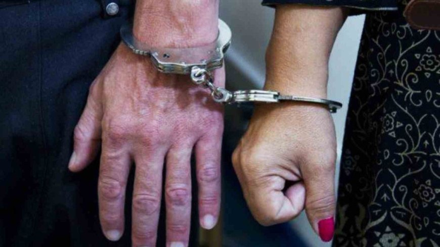 Casal é flagrado em ato sexual em praça pública e acaba preso