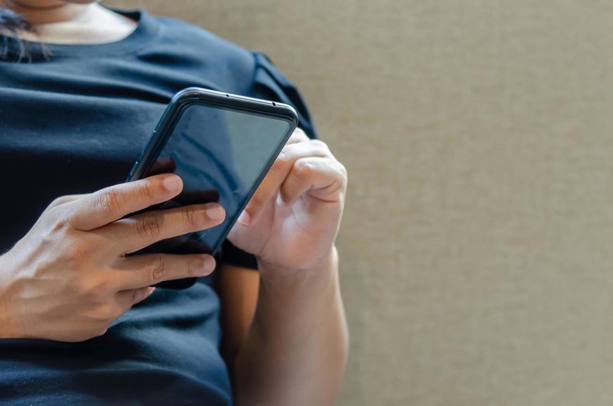 Homem corta pescoço da mulher por não aceitar que ela tivesse senha no celular