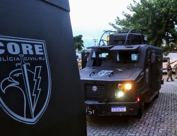 Operação na Maré apreende recorde de 48 toneladas de drogas