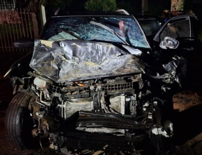 Cinco mortos e um preso: Família com duas crianças e amigo morrem em acidente