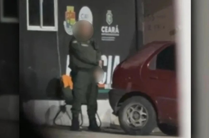 PM é flagrado se masturbando em frente à base policial: “Safadeza”
