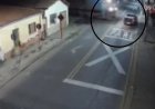 Motorista ignora “pare”, é atingido por trem e fica preso às ferragens
