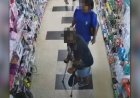 Mulher de muleta é flagrada furtando produtos em comércio