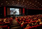 Adolescentes são flagrados fazendo sexo em cinema