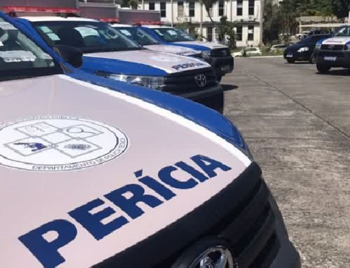 EM ESTADO DE DECOMPOSIÇÃO: Corpo de mulher é encontrado embaixo de guarda-roupa