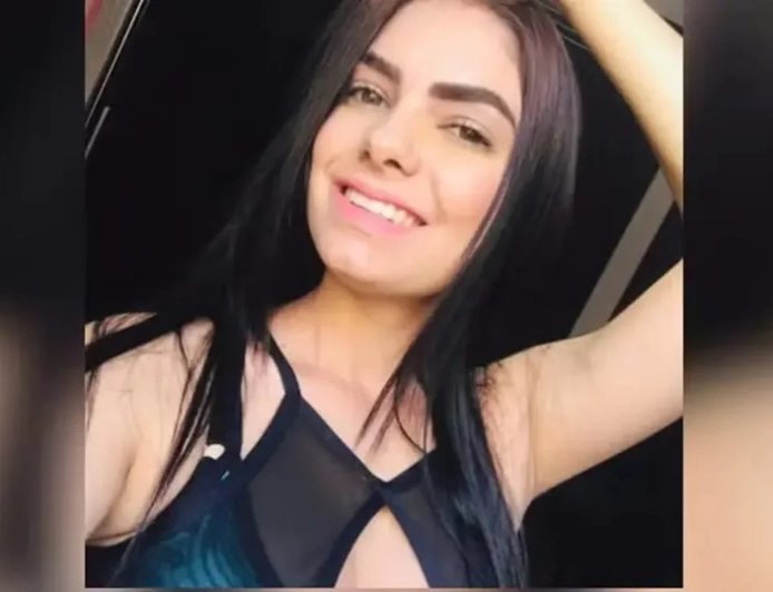 Mulher é encontrada morta na malas de carro abandonado em canavial