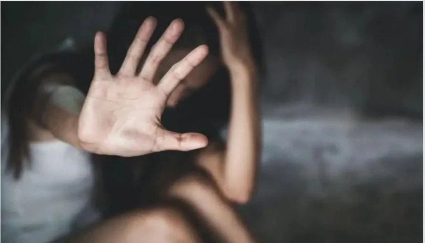 Homem arranca calcinha de mulher e tenta estuprá-la: “Me dá ou te mato”