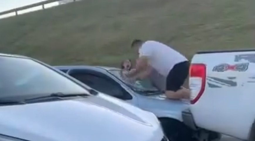Vídeo: homem danifica carro da ex ao encontrá-la com novo companheiro