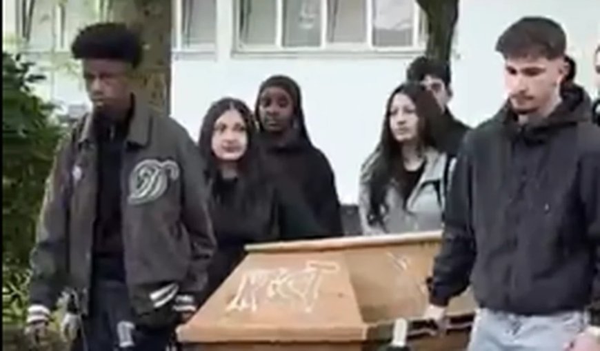 Estudantes sepultam esqueleto usado em aulas após descobrirem que era de um humano