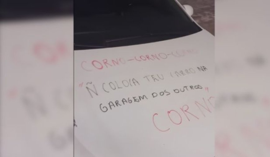 Carro estacionado em frente a garagem amanhece destruído e viraliza