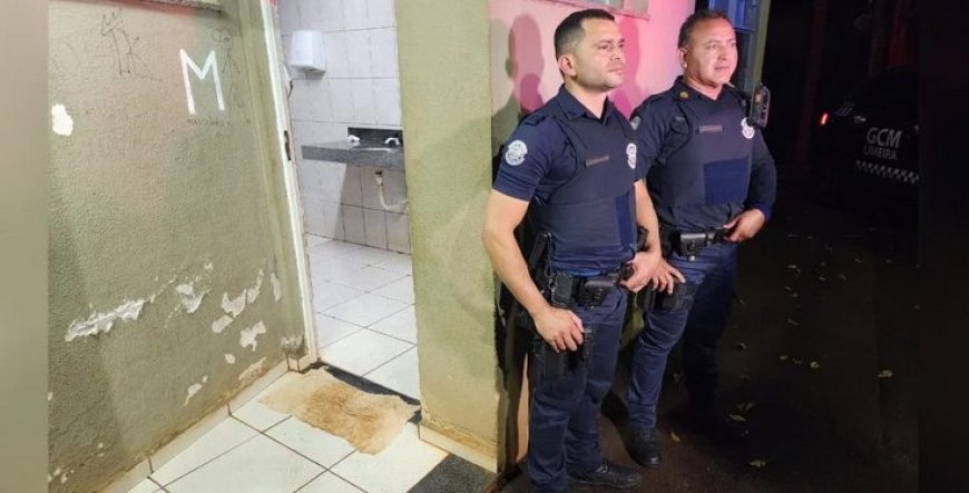 Idosos de 70 e 79 anos são flagrados em banheiro público durante operação da GCM