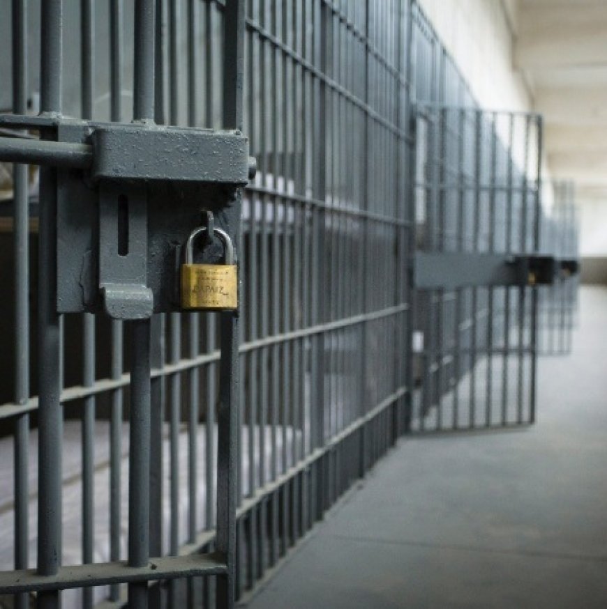Homem é condenado por obrigar esposa a fazer sexo com mais de 100 homens