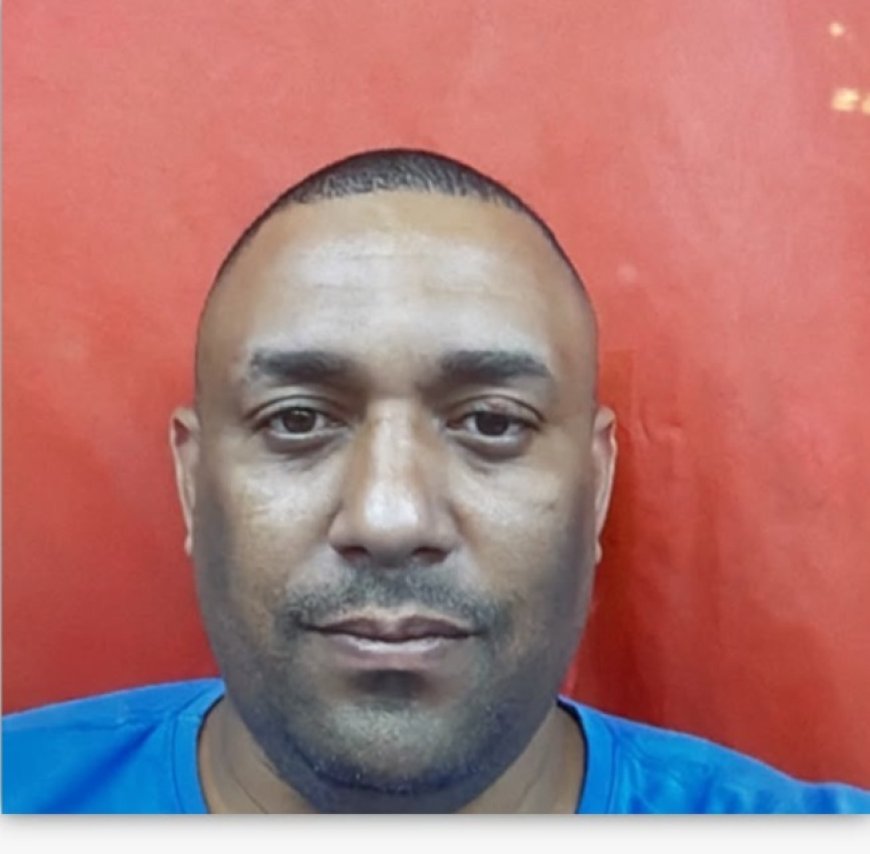 Homem é procurado após matar companheira na frentes das filhas