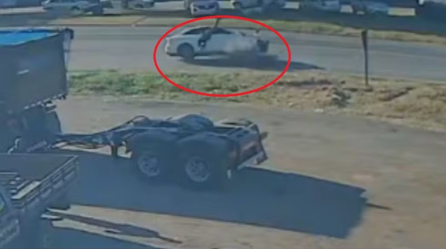 Motociclista sem CNH é arremessado após colisão com carro na BR-040