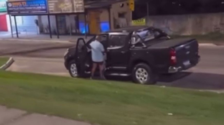Motorista é flagrado em situação obscena em plena rua; caso repercute nas redes