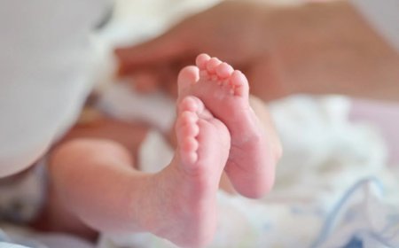 Adolescente toca em partes íntimas de bebê de 1 ano e filma abuso