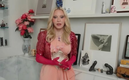 Madonna abre mansão e revela que tem banheiro enfeitado com 'pênis brasileiros'