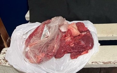 BARRANCO NO MERCADO: Homem esconde fraldinha na calça, pede doação de escova de dente e puxa canivete contra funcionários
