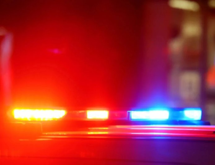 Mulher trans é morta a facadas e suspeito tenta incendiar corpo com isqueiro