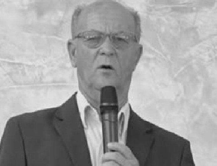 Pastor passa mal durante oração e morre dentro da igreja antes do culto