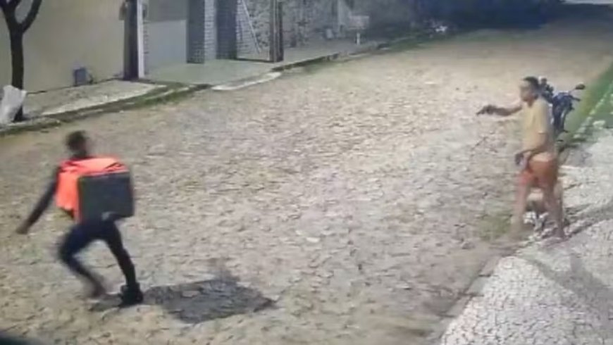 Policial confunde entregador com assaltante e atira duas vezes contra o trabalhador
