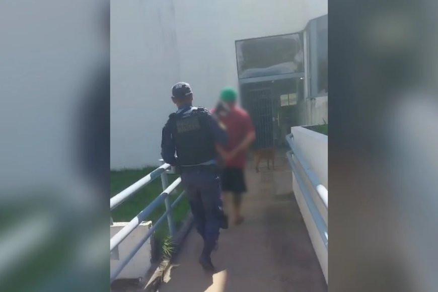 Pai flagra adolescente com a filha em casa sozinhos e atira na nuca do jovem