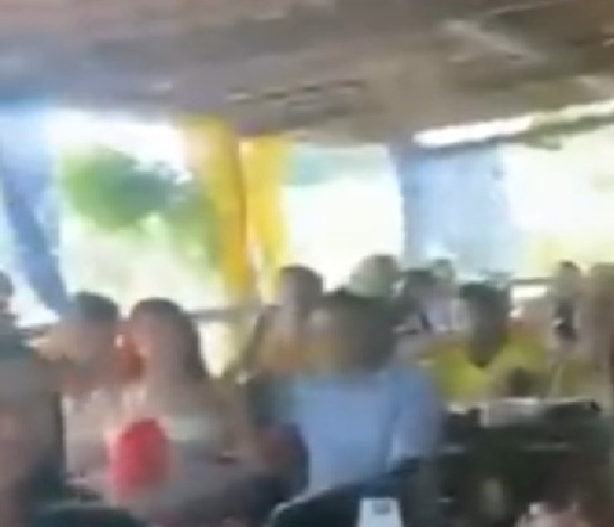 Mulher pega companheiro no flagra com a amante durante jogo da Seleção; vídeo viraliza