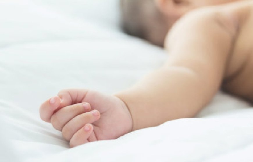 Mãe tenta sufocar filha de 6 meses após não aceitar fim do namoro